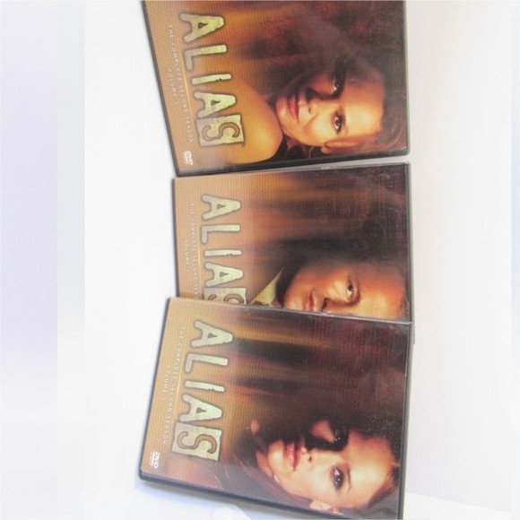 Alias - The Complete 2nd Season 6-Disc - Picture 3 of 10